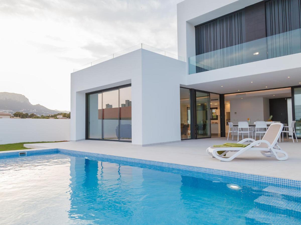 Belvilla By Oyo Villa Clem Calp Extérieur photo